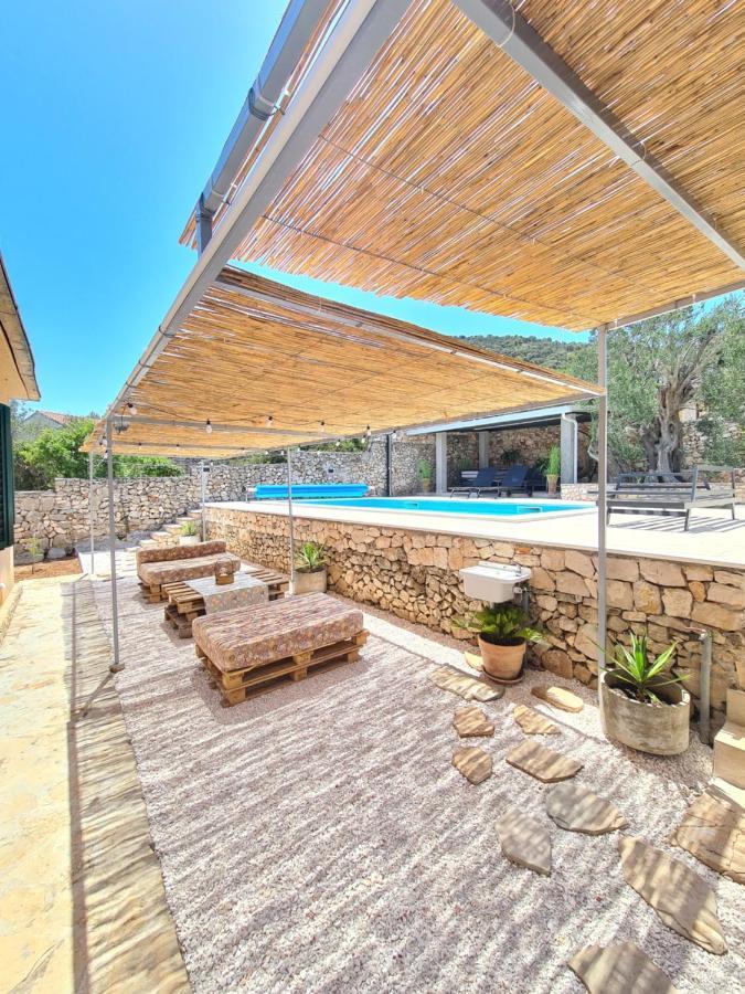 Olive Tree - House With Pool Villa Vinišće Buitenkant foto
